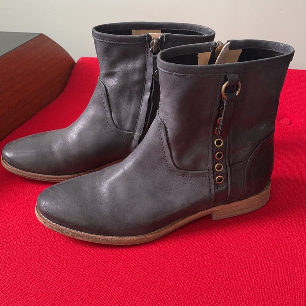 Geox Leather Ankle Boot